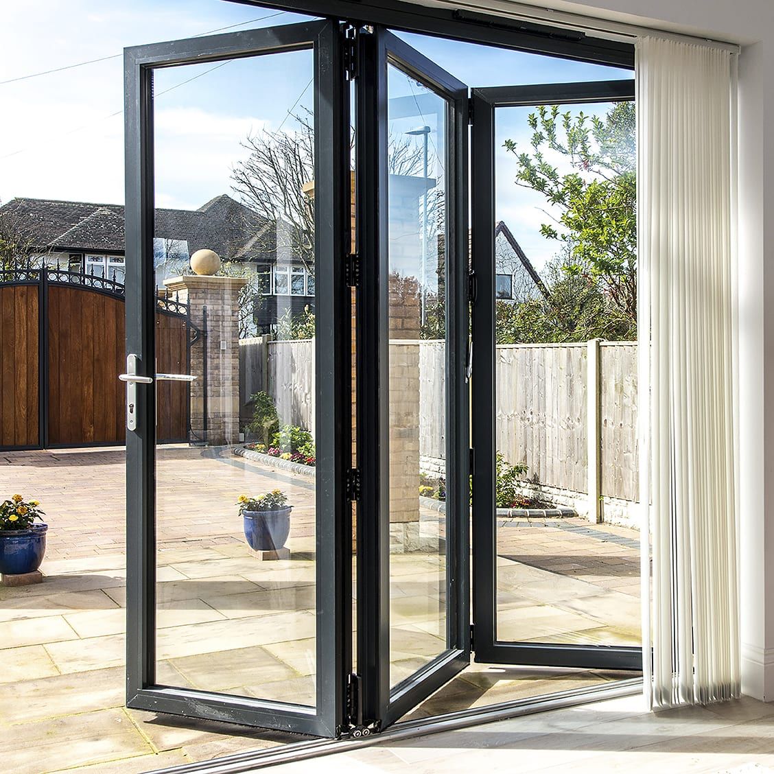 3 Pane Bi-Fold
